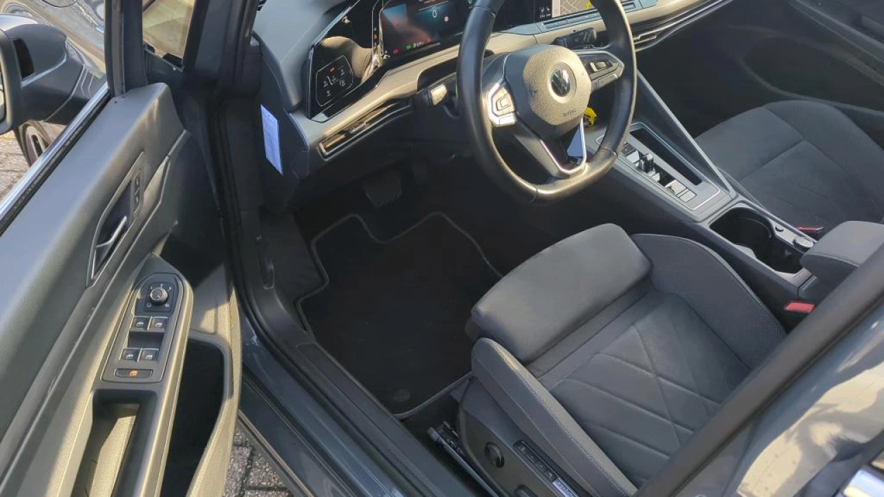 Volkswagen Golf 1.5 eTSI 150pk Style DSG