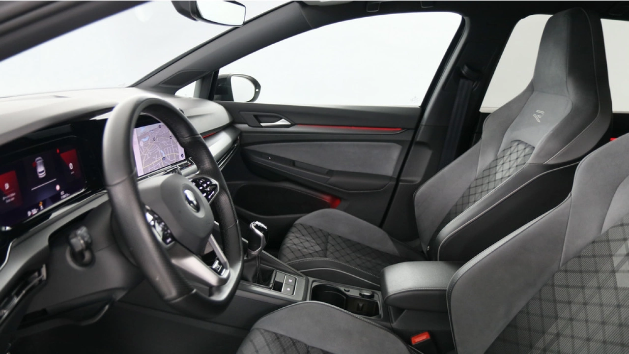 Volkswagen Golf 1.5 TSI 130pk R-Line