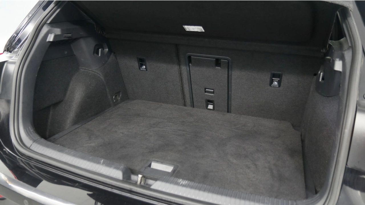 Volkswagen Golf 1.5 TSI 130pk R-Line