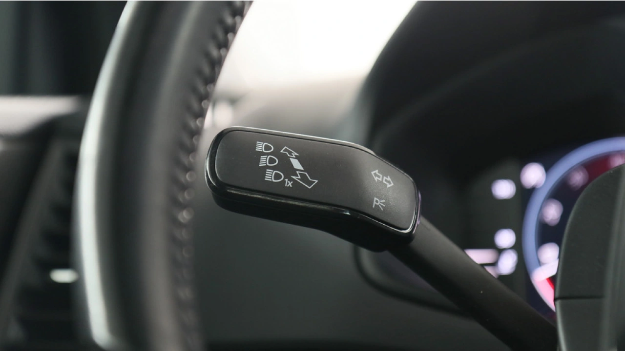 Škoda Karoq 1.5 TSI 150pk ACT Sportline Business DSG