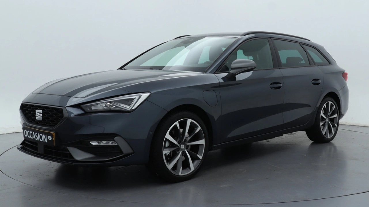 SEAT Leon Sportstourer 1.4 TSI eHybrid PHEV FR Business Intense / Demonstratieauto
