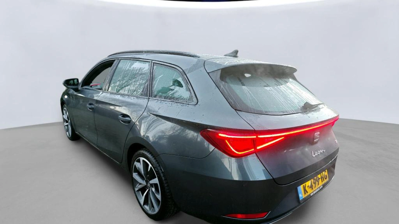 SEAT Leon Sportstourer 1.5 eTSI FR