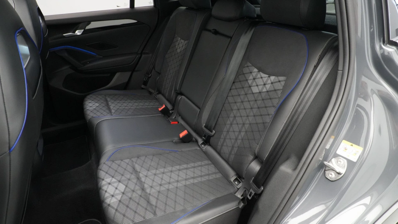 Volkswagen Tiguan 1.5 eTSI R-Line Business