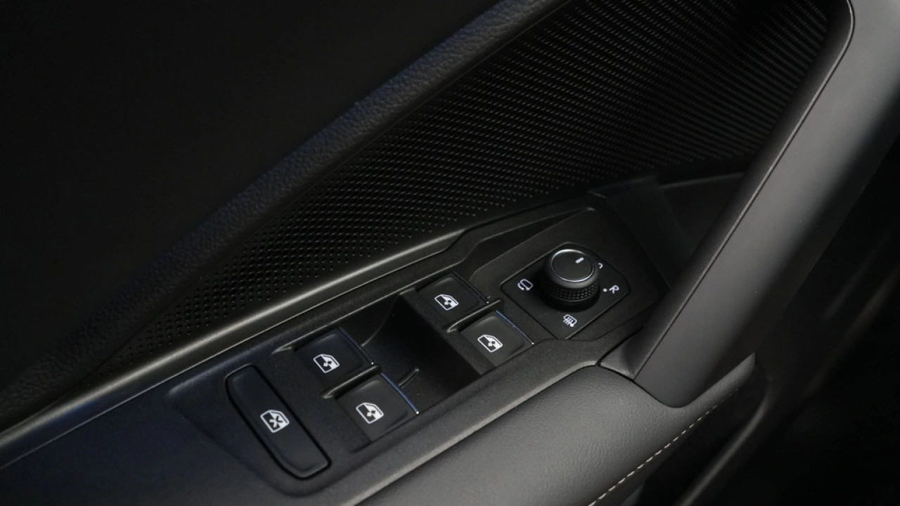 Volkswagen Tiguan 1.5 eTSI R-Line Business