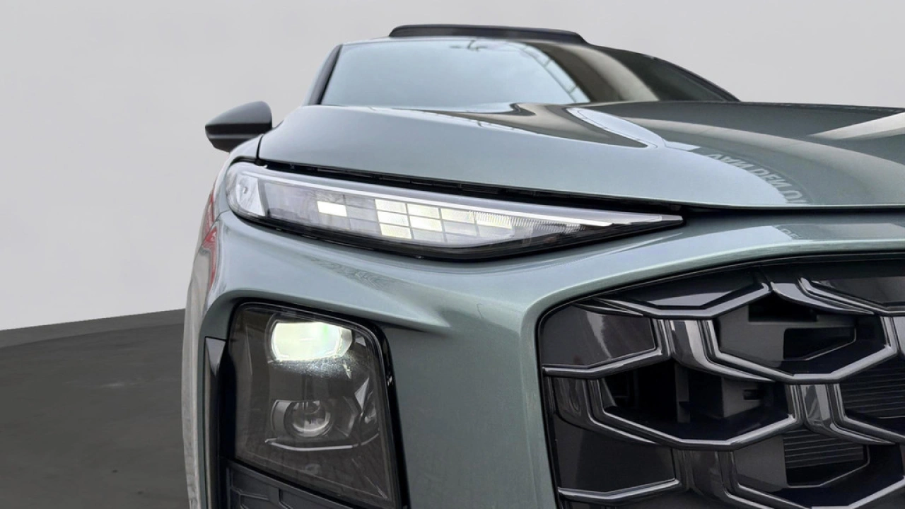 Audi Q3 1.5 200kW e-hybrid 272Pk S edition