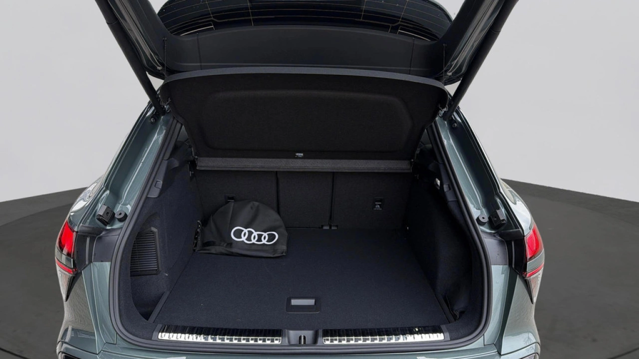 Audi Q3 1.5 200kW e-hybrid 272Pk S edition