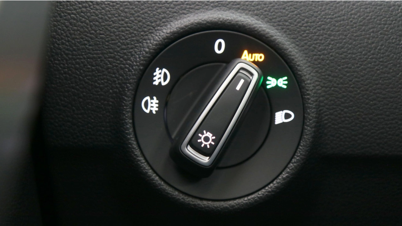 Volkswagen T-Roc 1.5 TSI 150pk DSG Sport Business R / Panoramadak