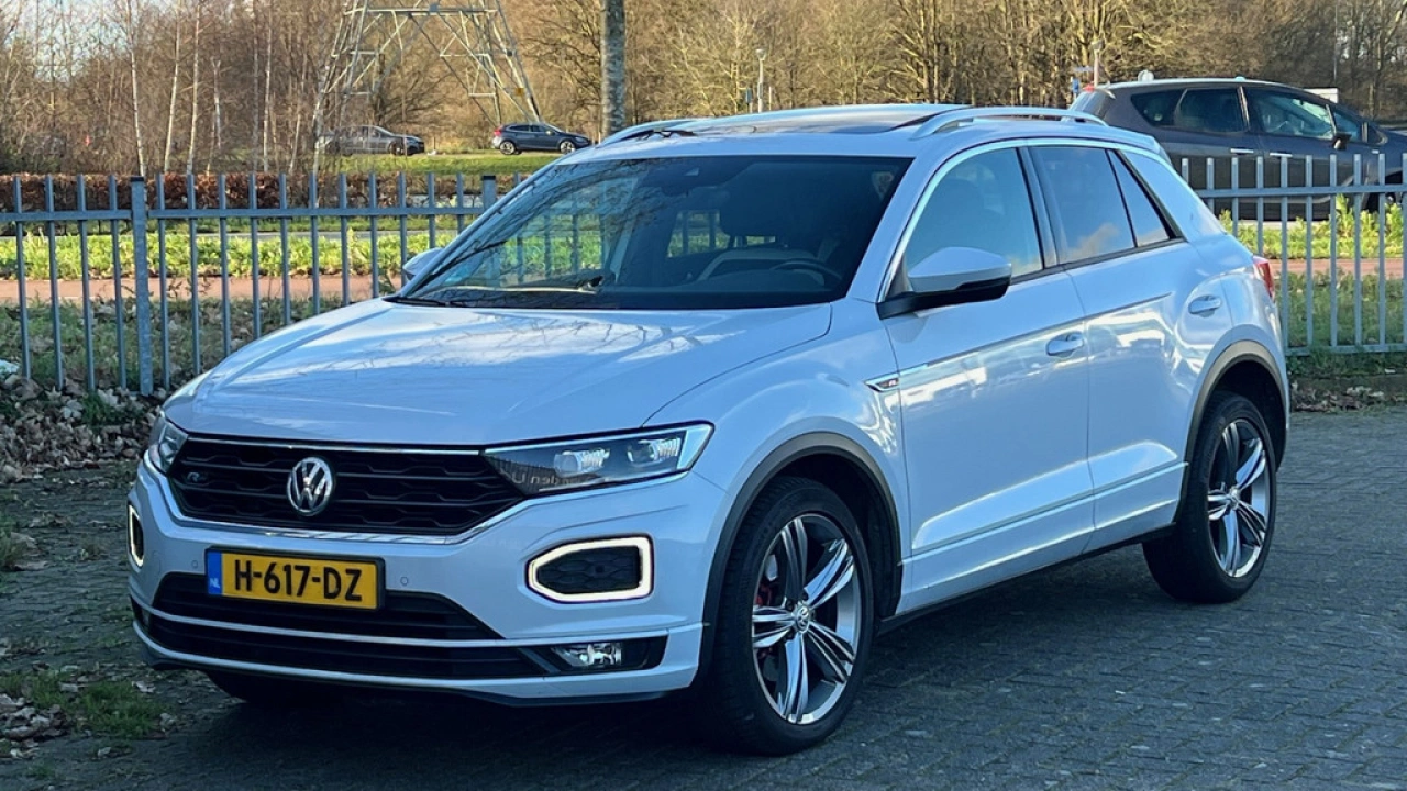 Volkswagen T-Roc 1.5 TSI 150pk DSG Sport Business R Panoramadak
