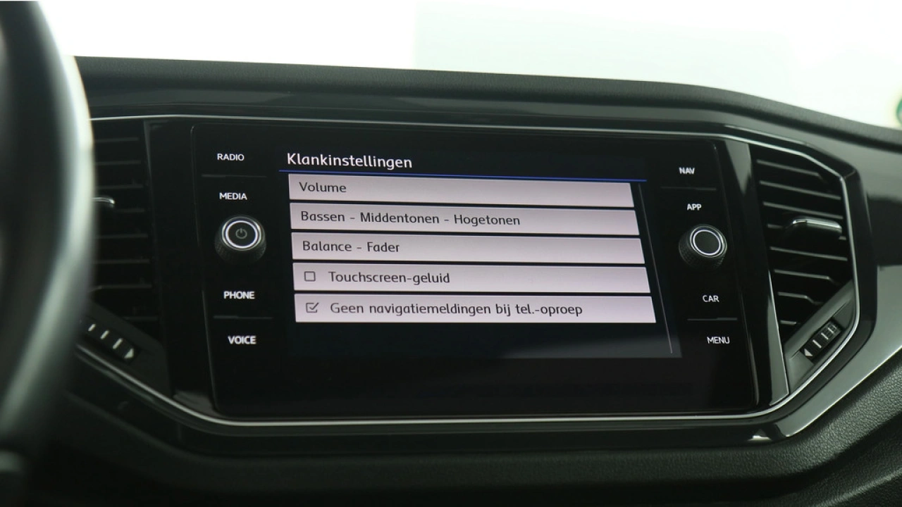 Volkswagen T-Roc 1.5 TSI 150pk DSG Sport Business R / Panoramadak