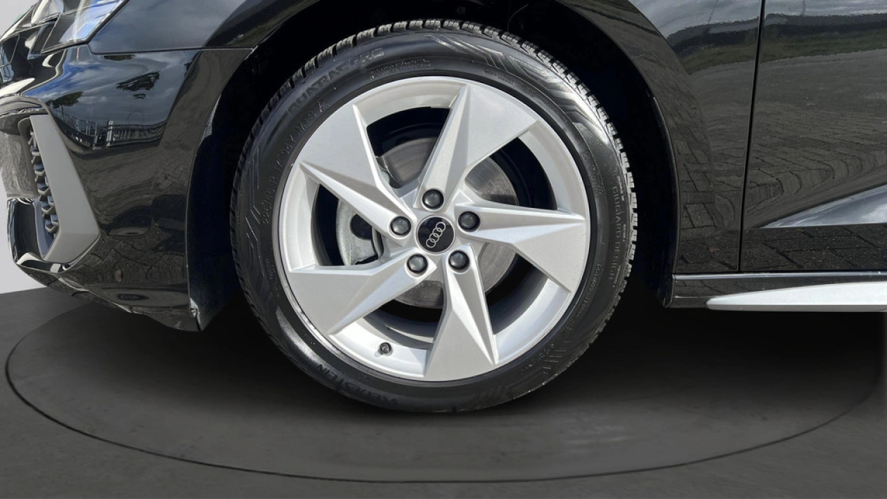 Audi A3 Limousine 30 TFSI 110pk S-Line edition