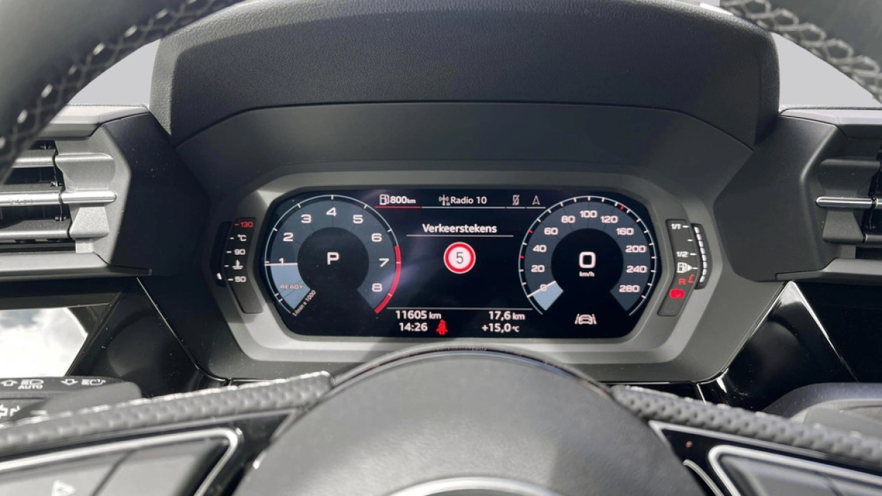 Audi A3 Limousine 30 TFSI 110pk S-Line edition