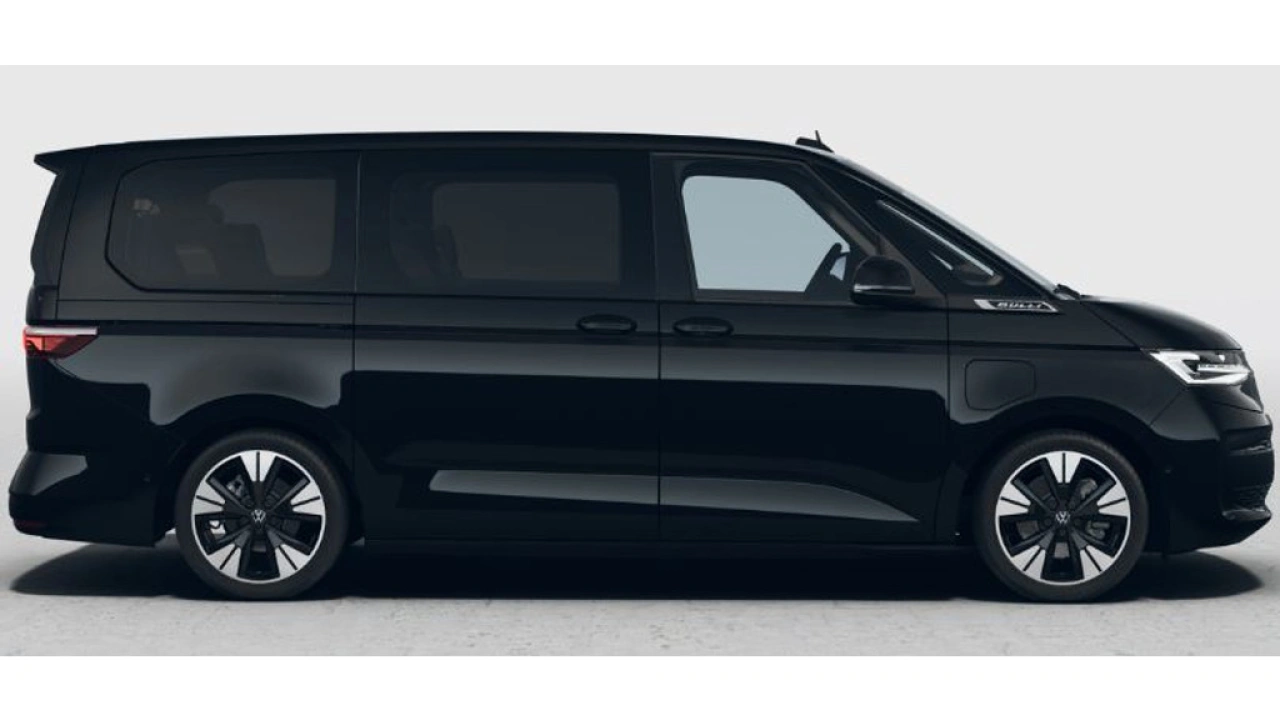 VW Bedrijfswagens Multivan (geel) Bulli Edition L2 Multivan (7) (geel) 1.5 eHybrid EU6 180 kW (245pk) 3120 mm met overhang 6 ve