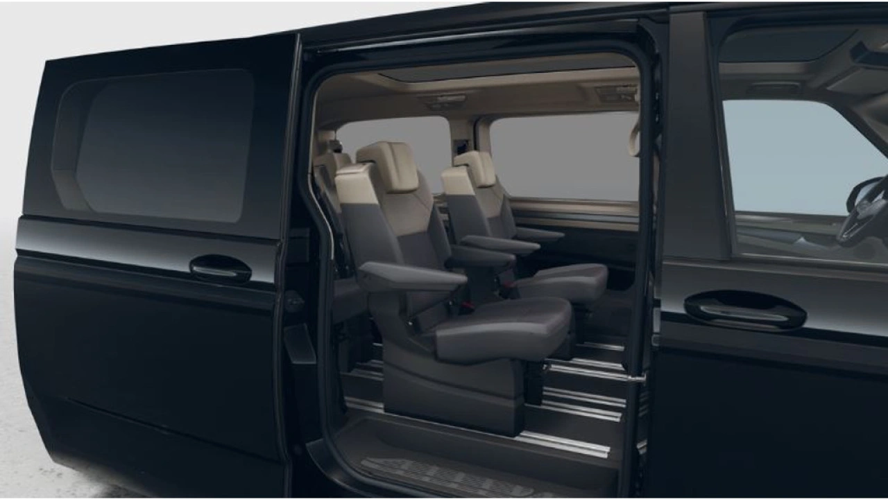 VW Bedrijfswagens Multivan (geel) Bulli Edition L2 Multivan (7) (geel) 1.5 eHybrid EU6 180 kW (245pk) 3120 mm met overhang 6 ve