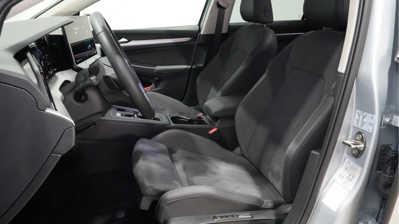 Volkswagen Golf 1.5 eHybrid Life Edition