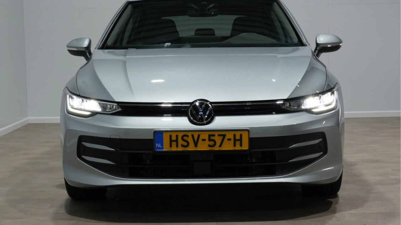 Volkswagen Golf 1.5 eHybrid Life Edition