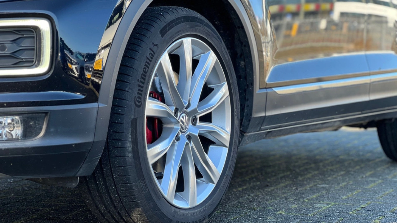 Volkswagen T-Roc 1.5 TSI 150pk DSG Sport Navigatie LED