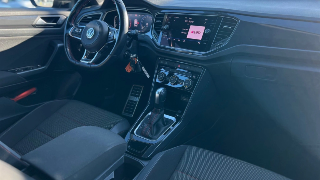 Volkswagen T-Roc 1.5 TSI 150pk DSG Sport Navigatie LED