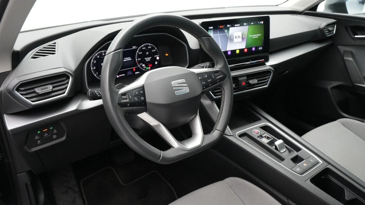 SEAT Leon Sportstourer 1.5 eTSI 150pk Style Business Intense