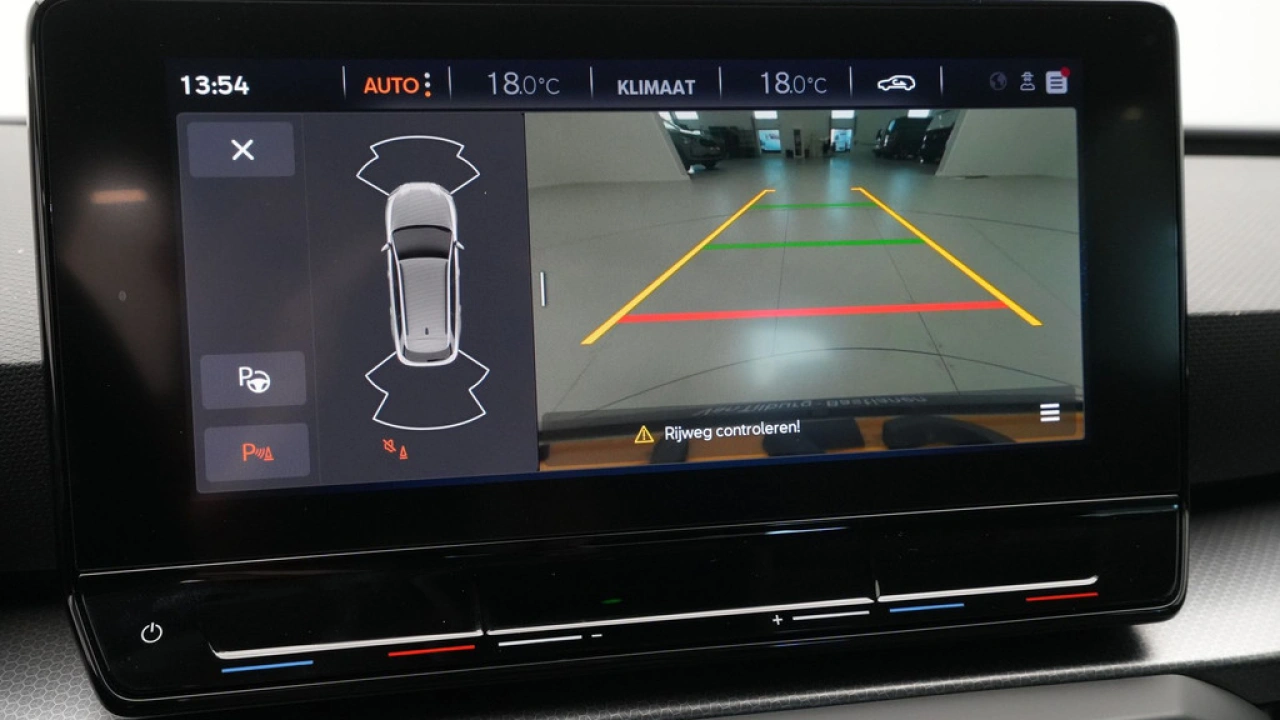 SEAT Leon Sportstourer 1.5 eTSI 150pk Style Business Intense