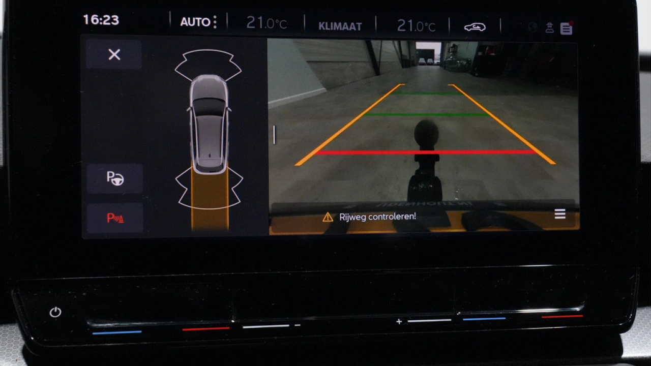 SEAT Leon Sportstourer 1.5 eTSI 150pk Style Business Intense