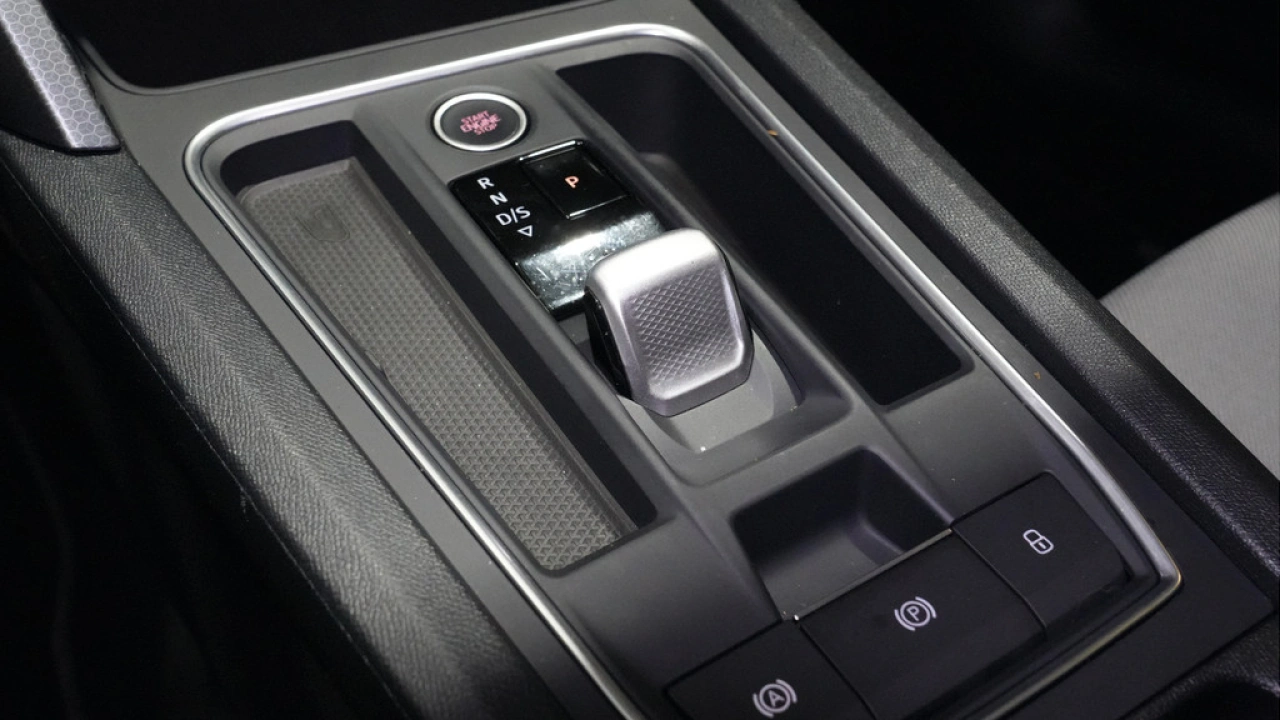 SEAT Leon Sportstourer 1.5 eTSI 150pk Style Business Intense