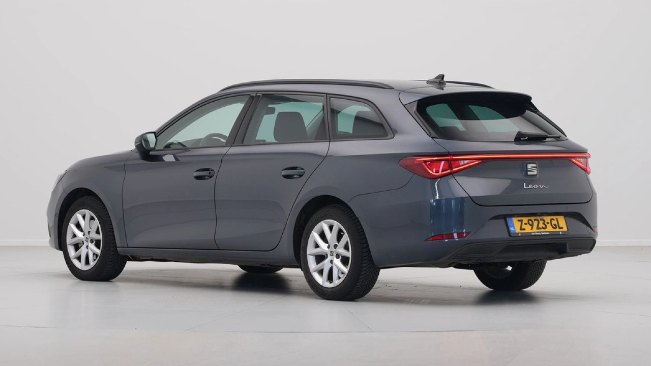 SEAT Leon Sportstourer 1.5 eTSI 150pk Style Business Intense