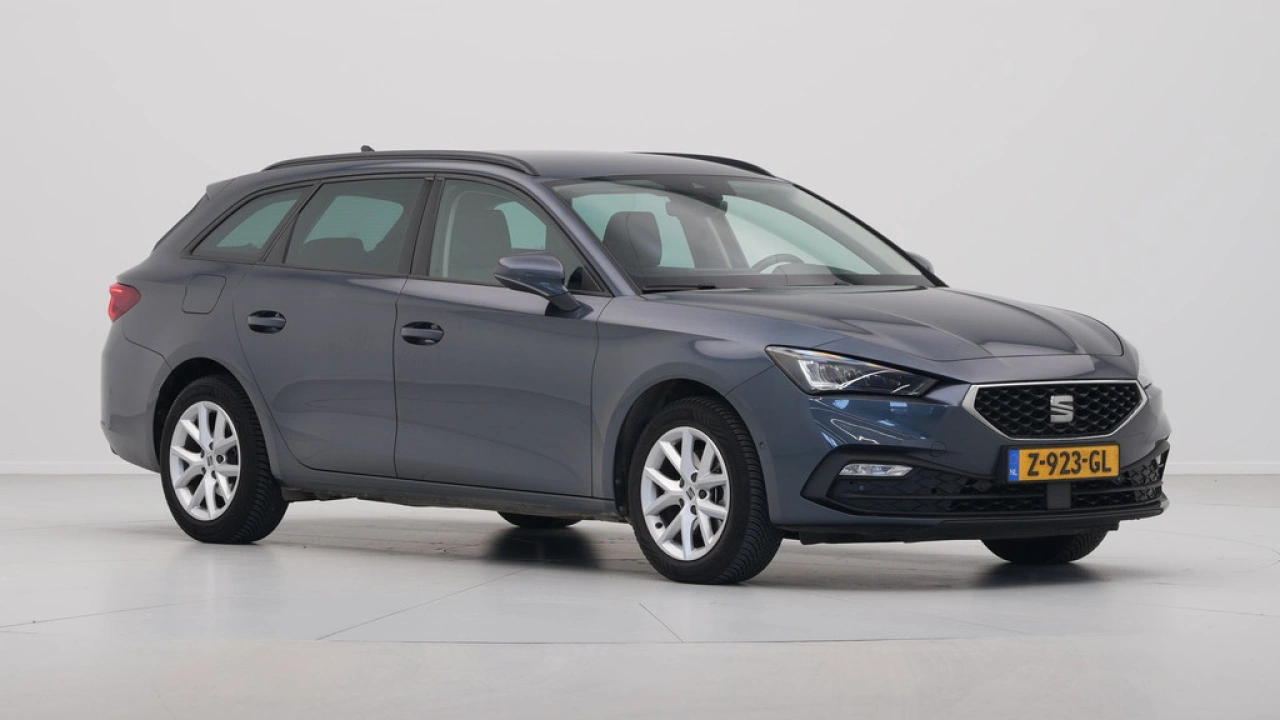 SEAT Leon Sportstourer 1.5 eTSI 150pk Style Business Intense