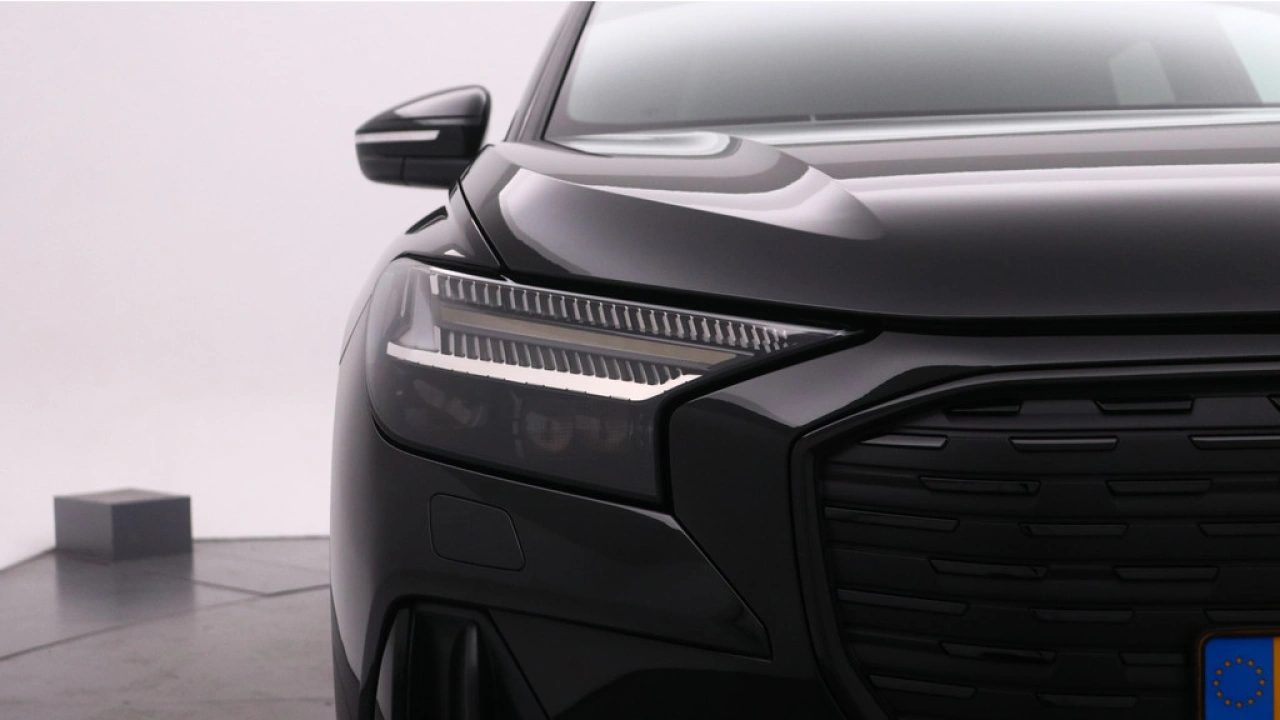 Audi Q4 e-tron 45 quattro S Edition Competition 82 kWh | Panoramadak | 21