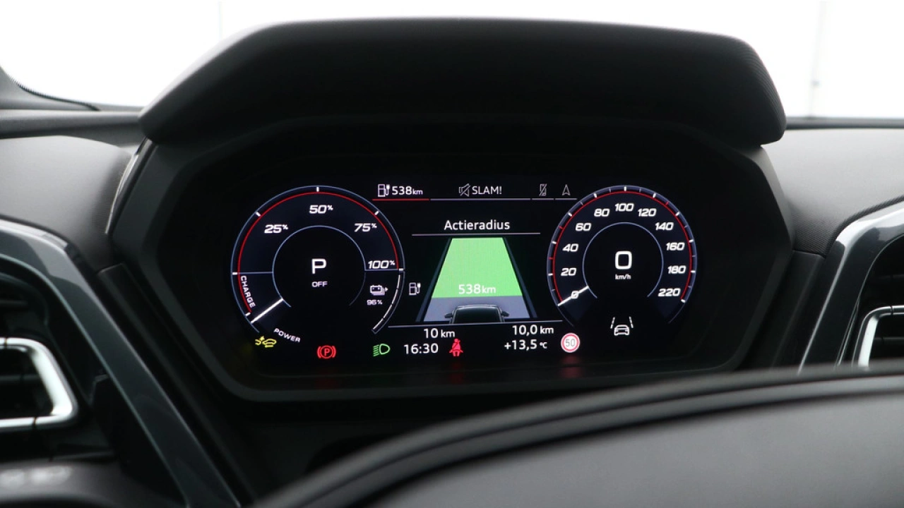 Audi Q4 e-tron 45 quattro S Edition Competition 82 kWh | Panoramadak | 21