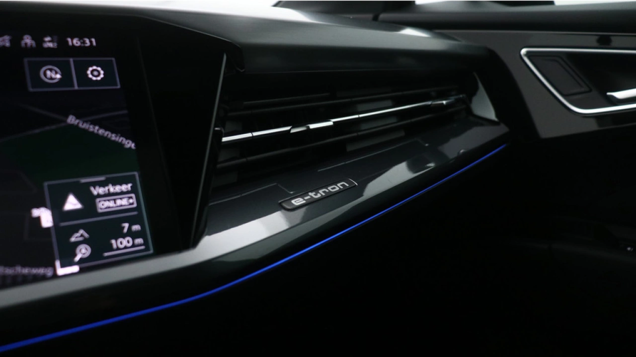 Audi Q4 e-tron 45 quattro S Edition Competition 82 kWh | Panoramadak | 21