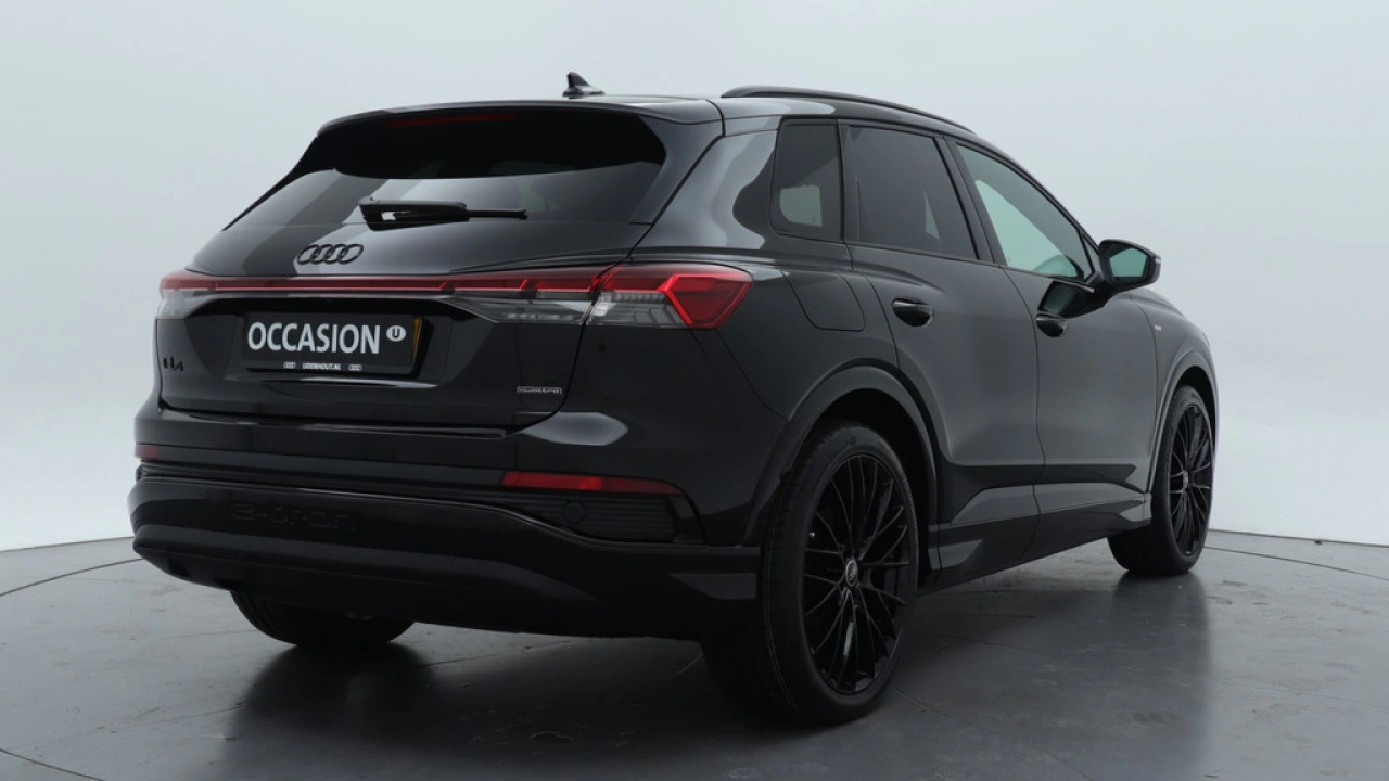 Audi Q4 e-tron 45 quattro S Edition Competition 82 kWh | Panoramadak | 21