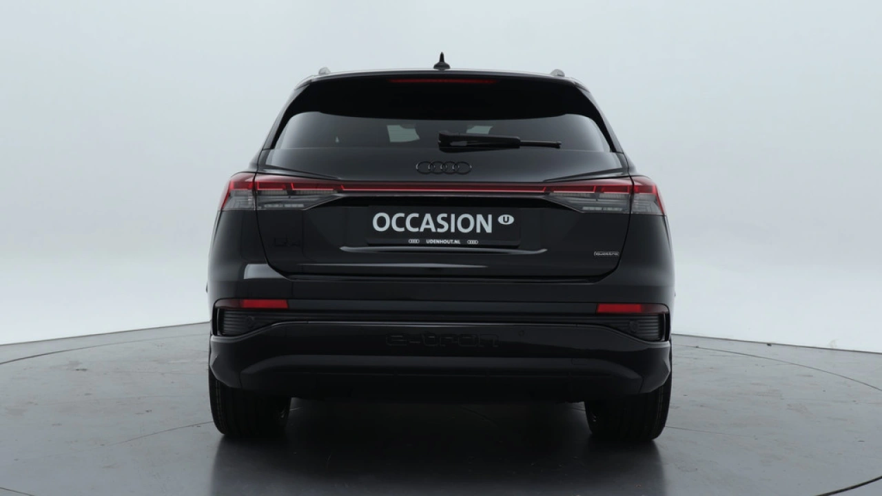 Audi Q4 e-tron 45 quattro S Edition Competition 82 kWh | Panoramadak | 21