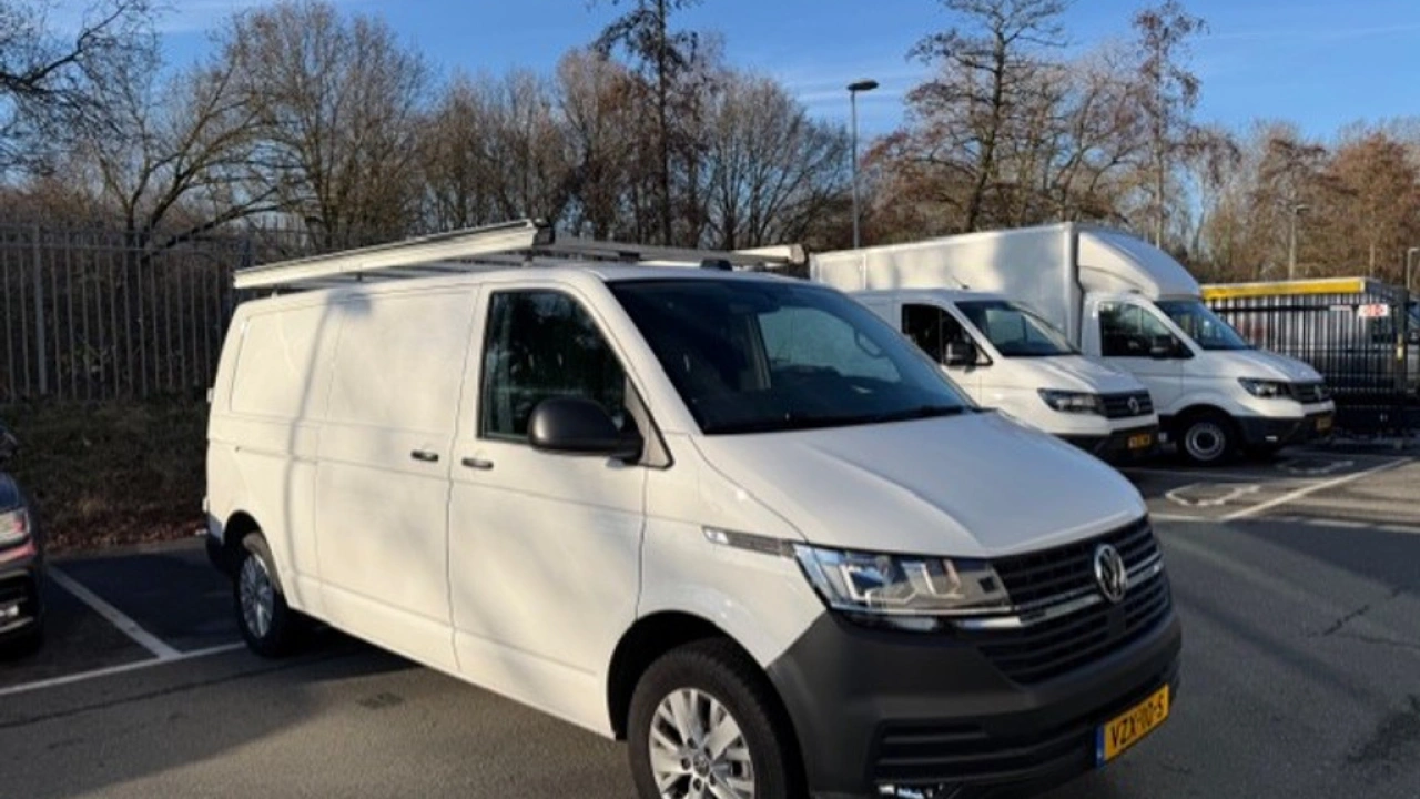 VW Bedrijfswagens Transporter L2H1 2.0 TDI 150pk Comfortline