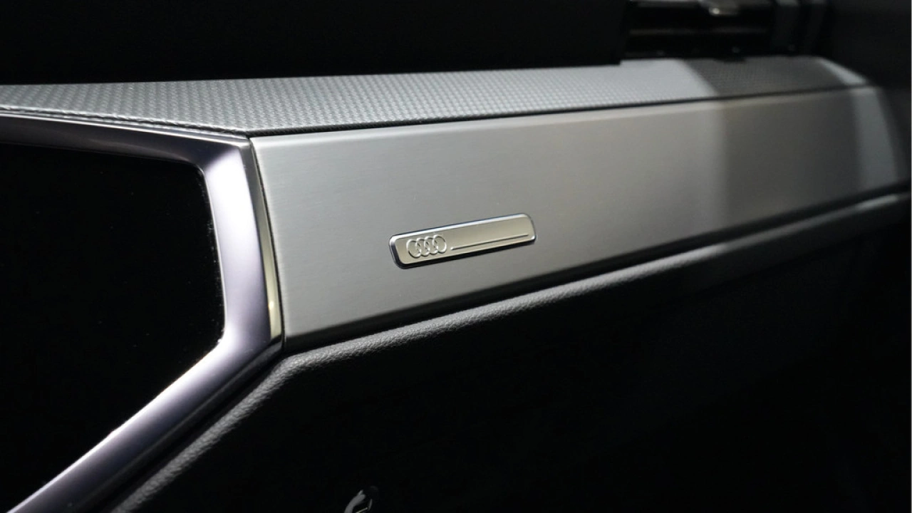 Audi Q3 45 TFSI e 245 pk PHEV S edition