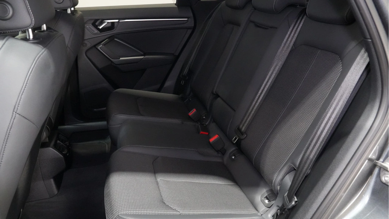 Audi Q3 45 TFSI e 245 pk PHEV S edition