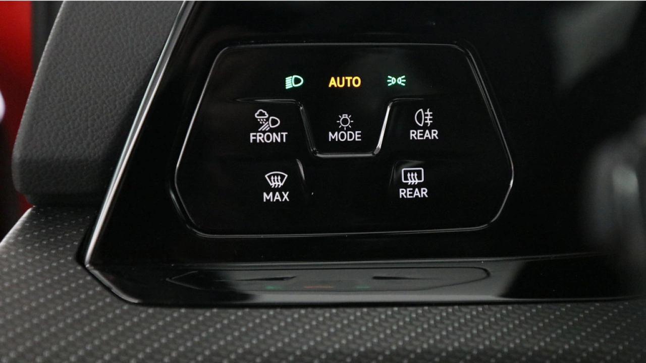 Volkswagen Golf Variant 1.5 eTSI 150pk R-Line Business DSG