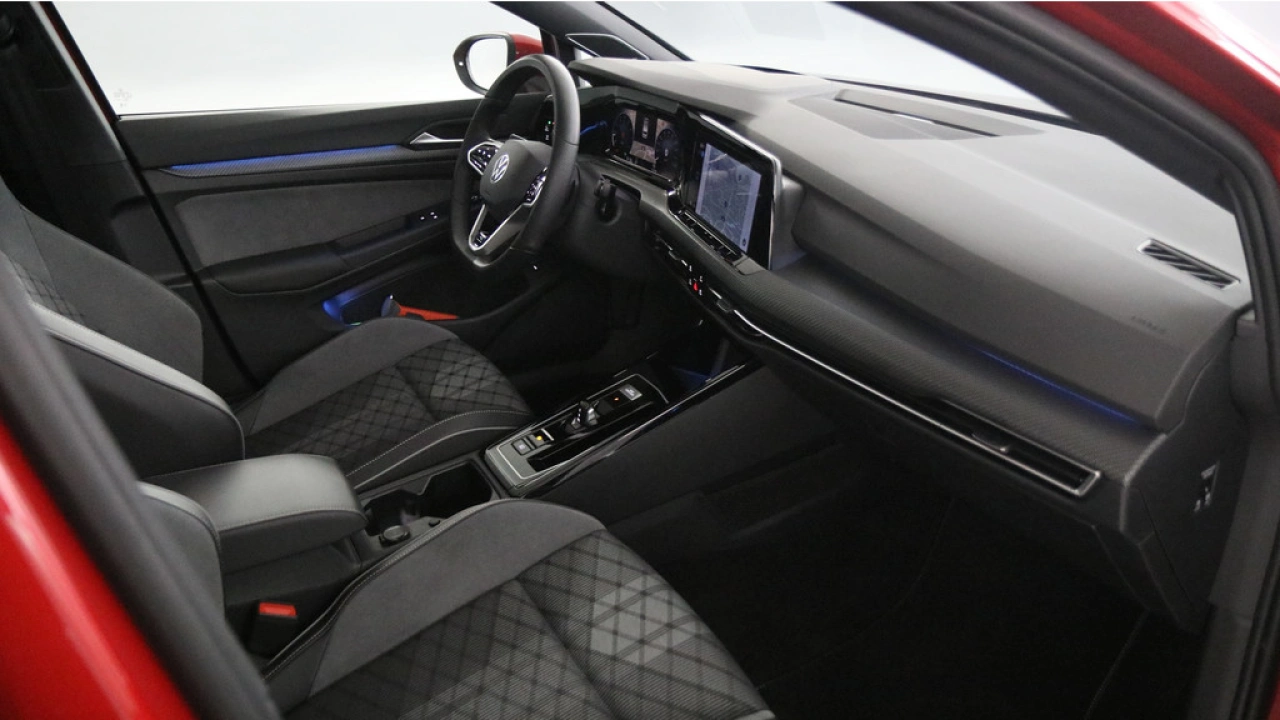 Volkswagen Golf Variant 1.5 eTSI 150pk R-Line Business DSG