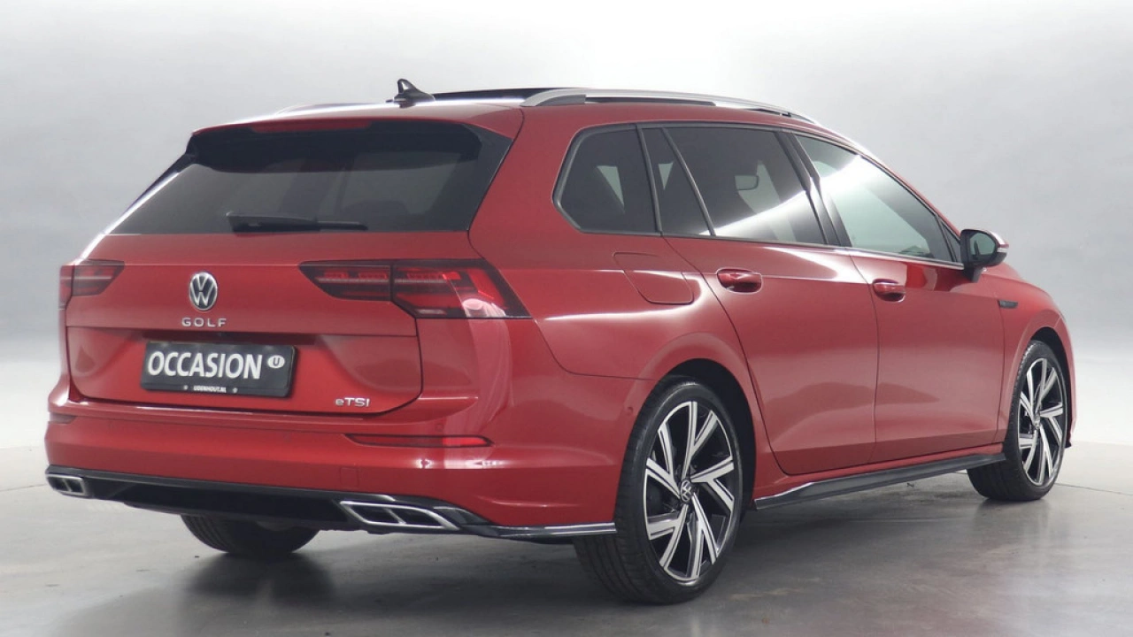 Volkswagen Golf Variant 1.5 eTSI 150pk R-Line Business DSG