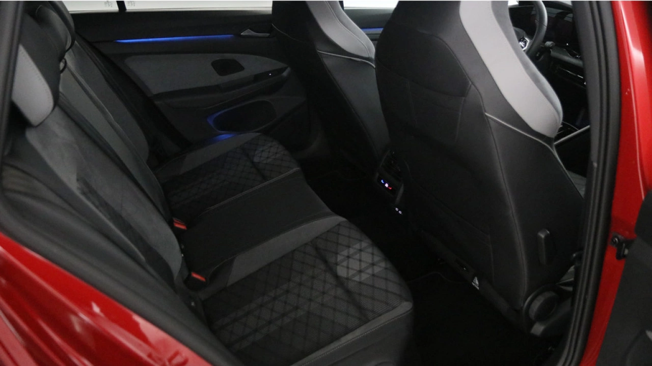 Volkswagen Golf Variant 1.5 eTSI 150pk R-Line Business DSG