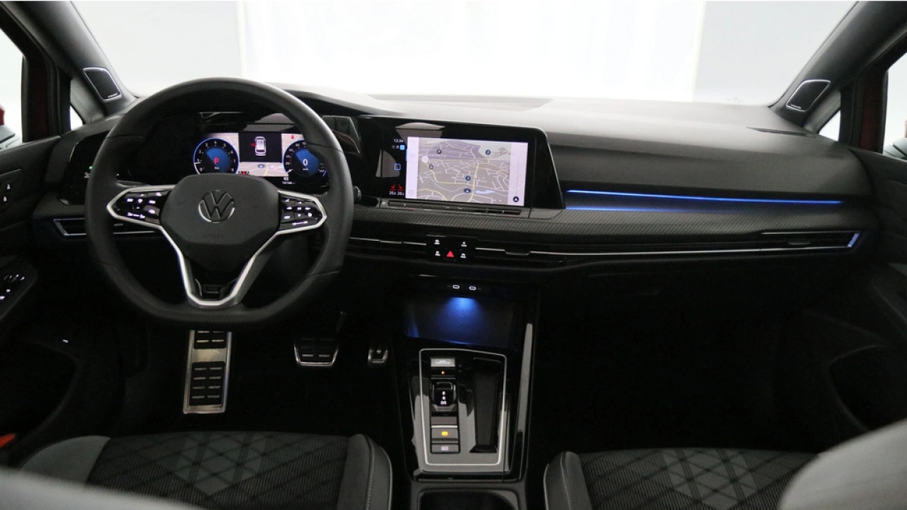 Volkswagen Golf Variant 1.5 eTSI 150pk R-Line Business DSG