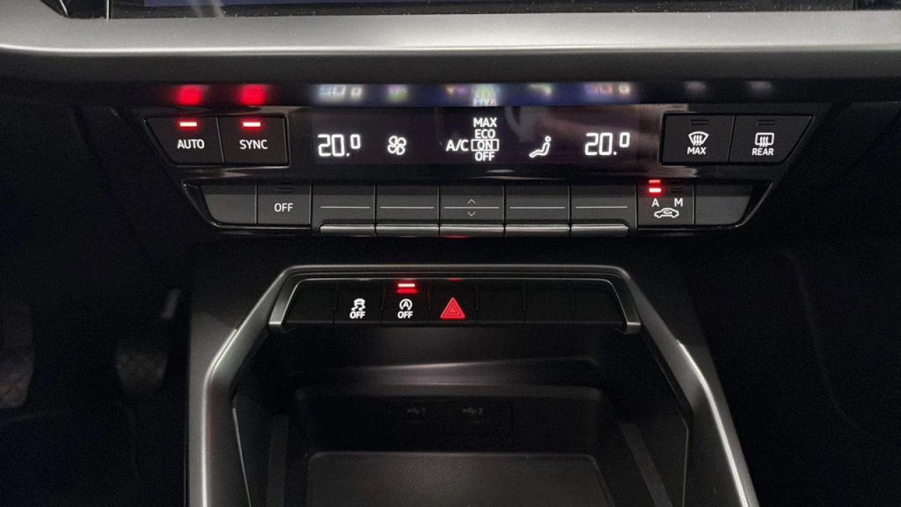 Audi A3 Sportback 30 TFSI Pro Line | Carplay | PDC | Climate control |