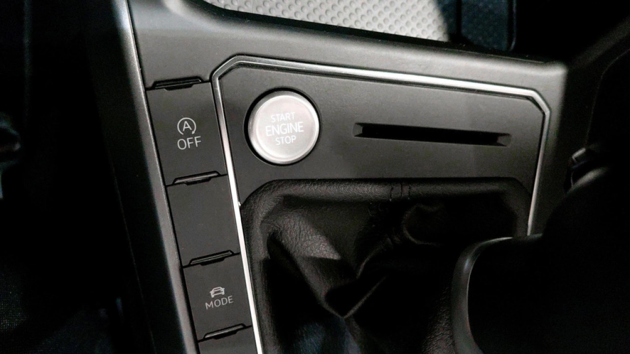 Volkswagen Polo 1.0 TSI aut. R-Line Business | Panoramadak | 17