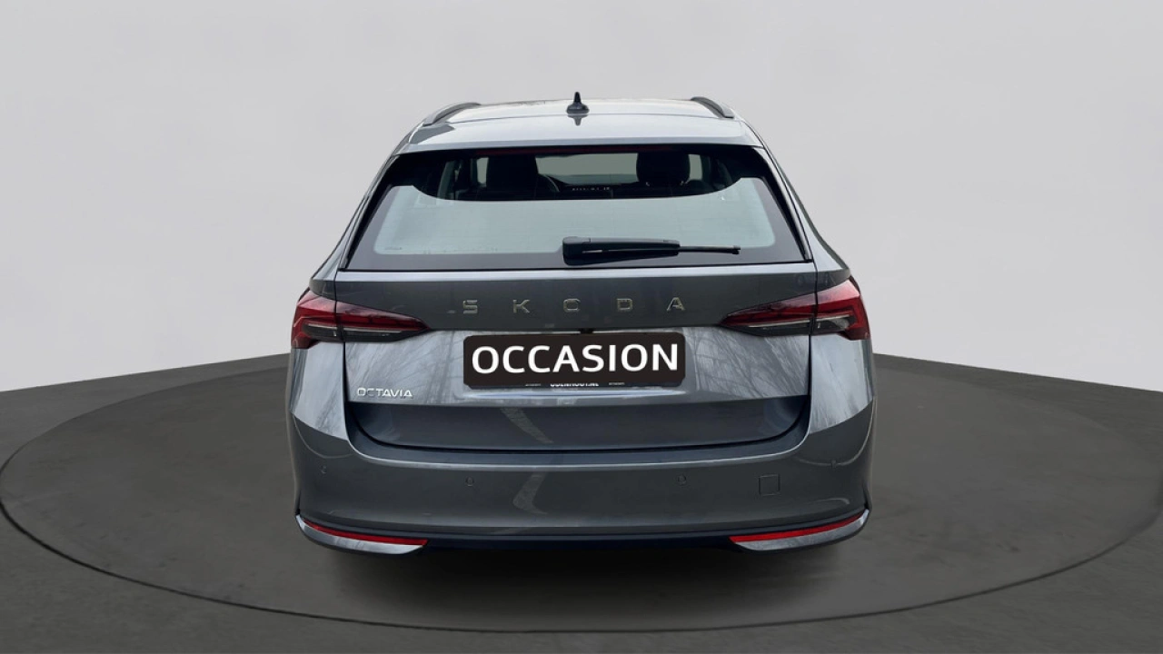 Škoda Octavia Combi 1.5 TSI MHEV Business Edition