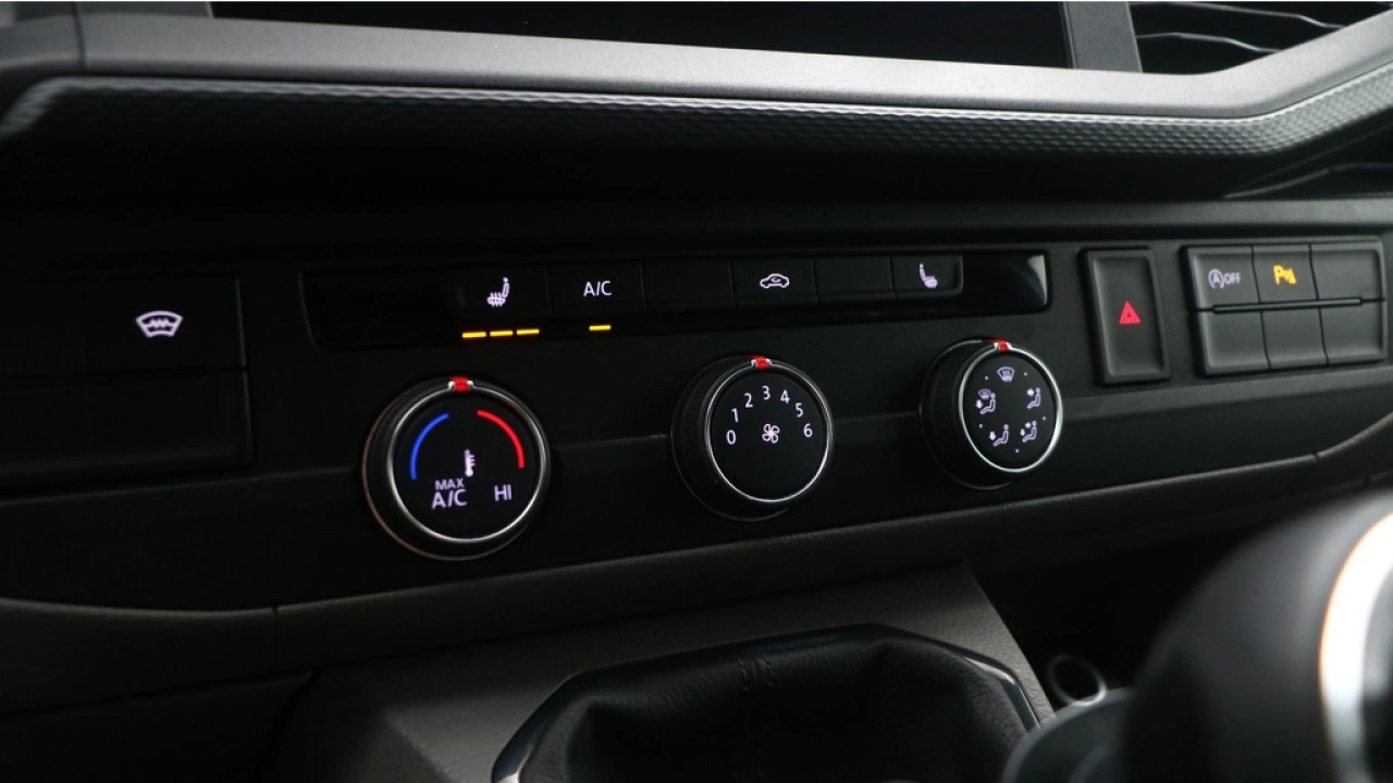 VW Bedrijfswagens Transporter L1H1 2.0 TDI 110pk Comfortline