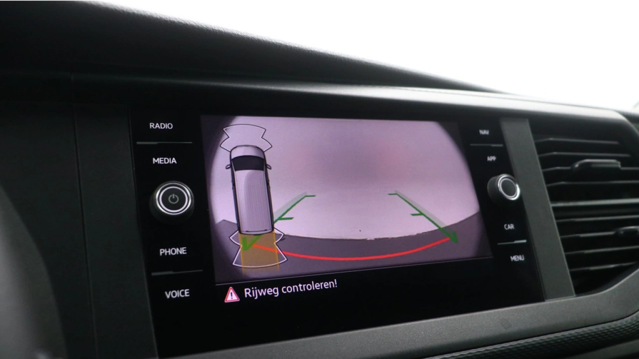 VW Bedrijfswagens Transporter L1H1 2.0 TDI 110pk Comfortline