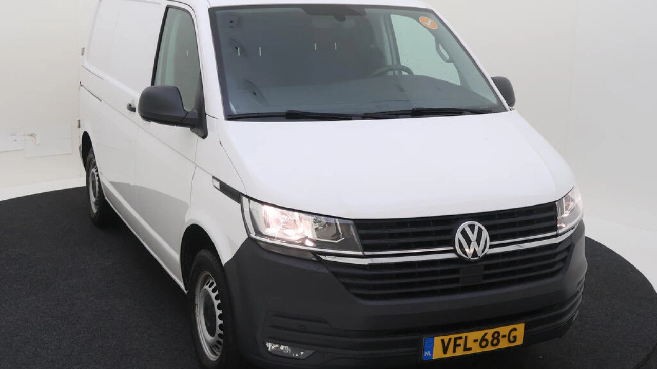 VW Bedrijfswagens Transporter L1H1 2.0 TDI 110pk Comfortline