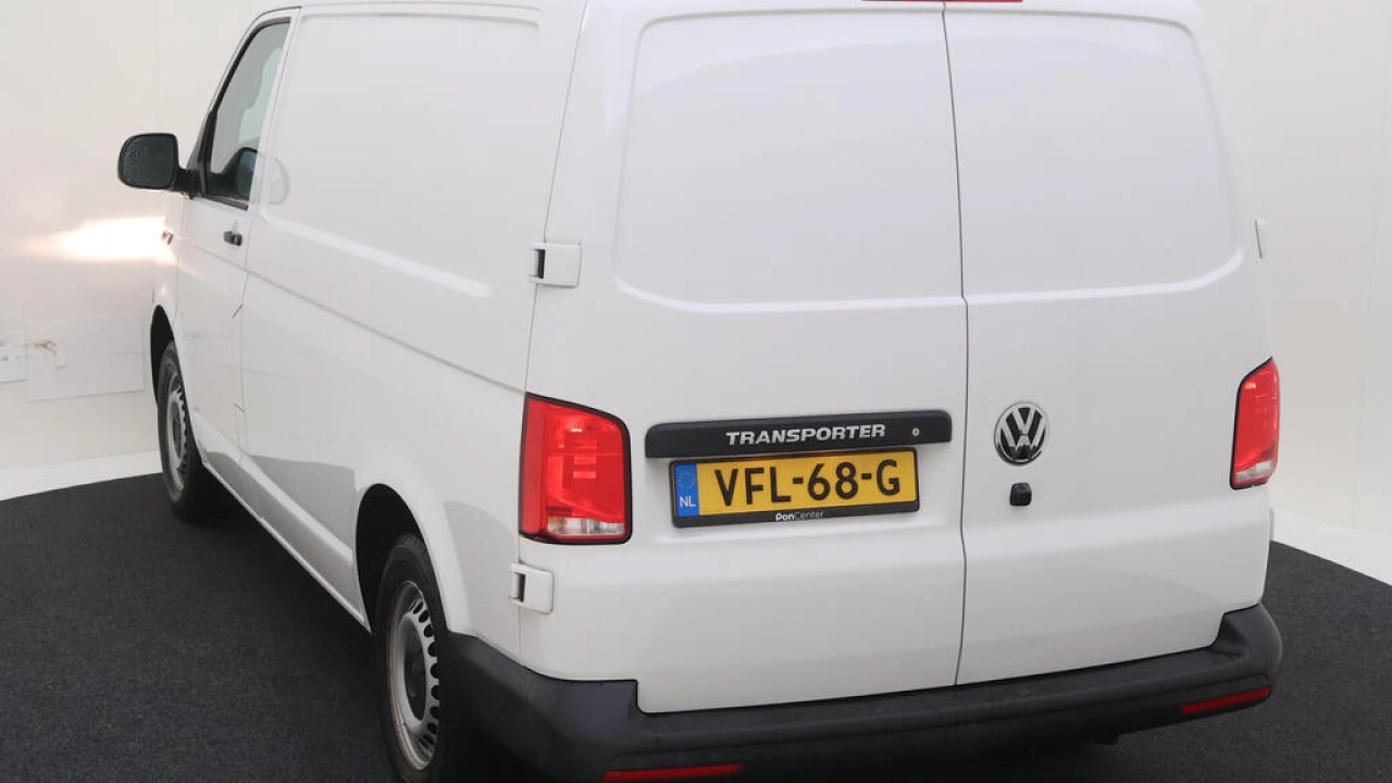 VW Bedrijfswagens Transporter L1H1 2.0 TDI 110pk Comfortline