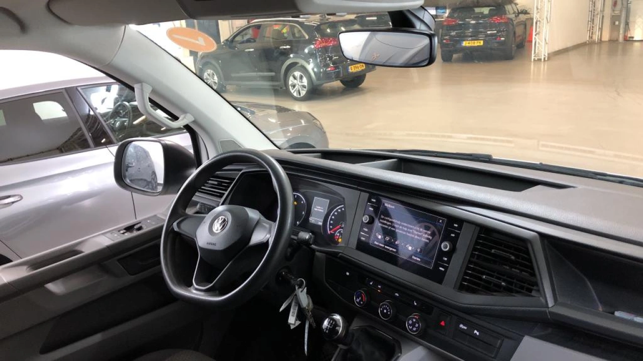 VW Bedrijfswagens Transporter L1H1 2.0 TDI 110pk Comfortline