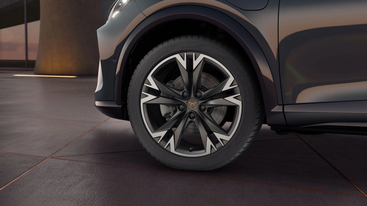 CUPRA Formentor 1.5 TSI e-Hybrid 204 6DSG Business