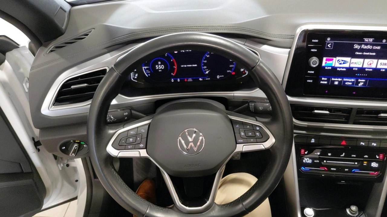 Volkswagen T-Roc Cabrio 1.0 TSI Style | Comfortpakket | 19